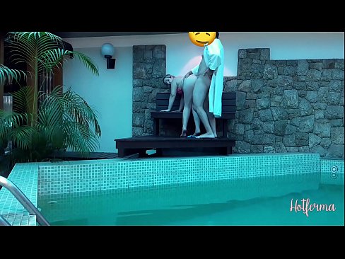 ❤️ El jefe invita a la criada a la piscina, pero no pudo resistirse a una caliente ❌ Porno en es.hochu-sex-tomsk.ru ❌️